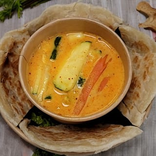 Roti Yellow Curry